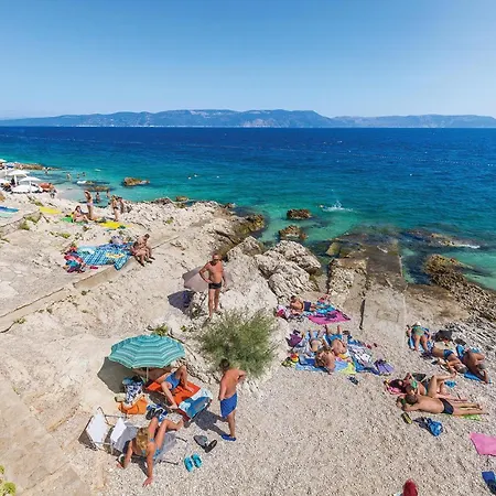4 Bedroom Stunning In Vlasici - Holiday home